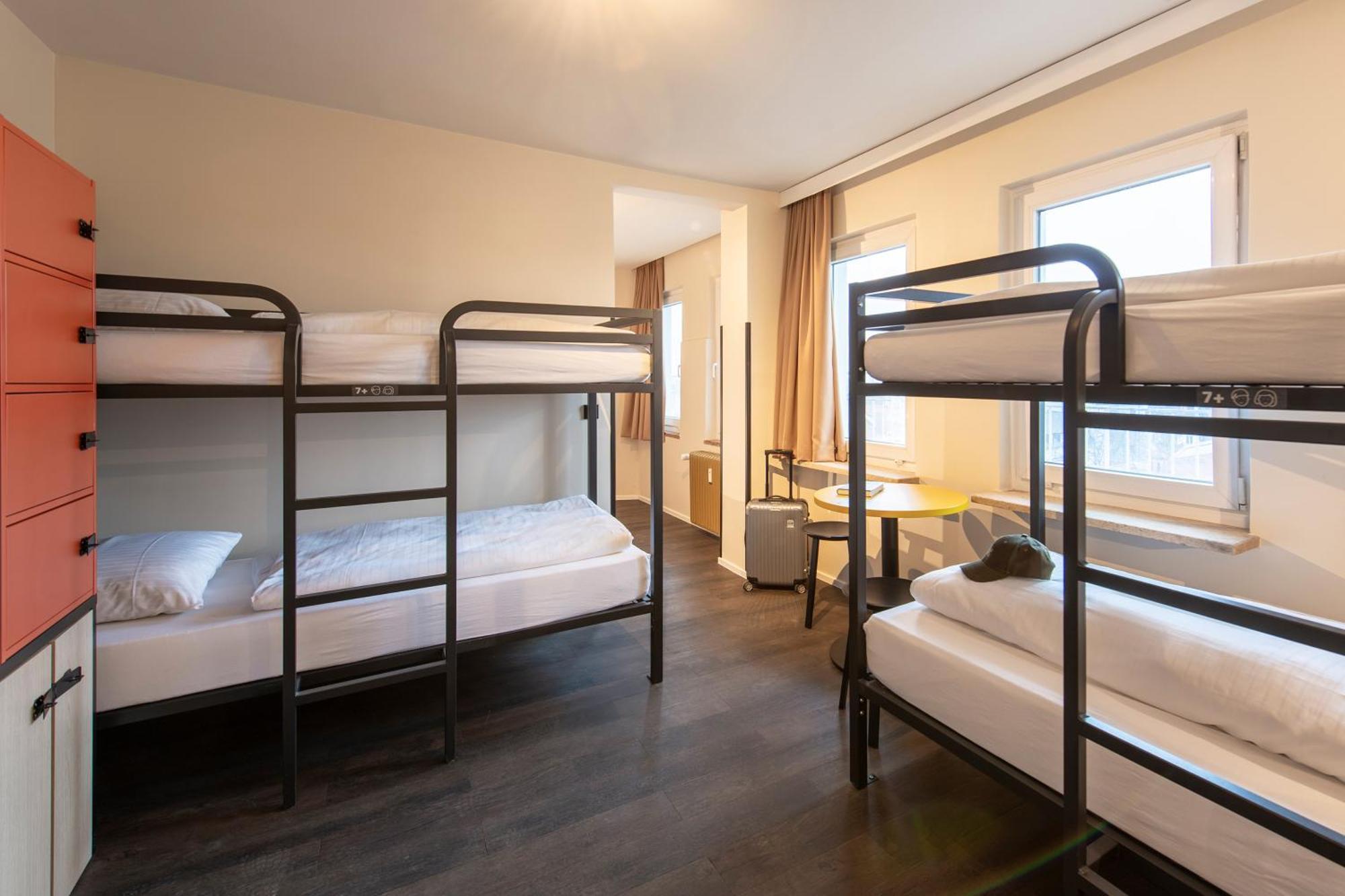 Meininger Hotel Muenchen Zentrum Esterno foto